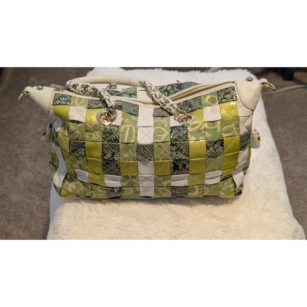 Women's bebe Green & White Woven Satchel One Size